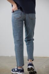 Boyfriend Jean