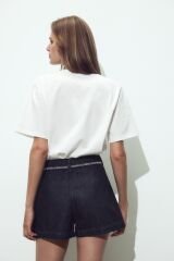 Denim Nakışlı Şort